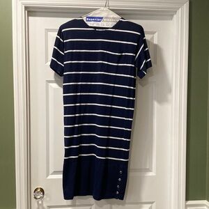 Striped Navy & White Short Sleeve T-Shirt Dress casual & comfy